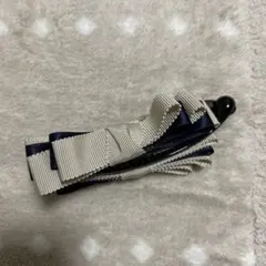 リボン付きヘアクリップ ネイビーアイボリー