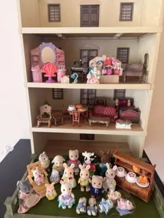 シルバニアファミリーまとめ売り　アーバンハウス　家具とお人形のセット　２6まで