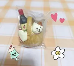 コンコンブル❣️(子猫とワイン)