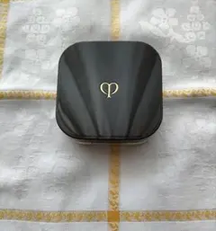 クレドポーボーテ　タンクッションエクラナチュレル　ケースのみ　オマケ付き