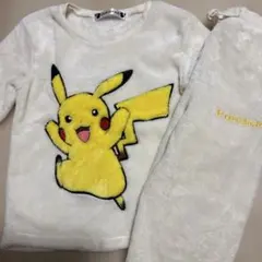 ポケモン ピカチュウ パジャマのサムネイル