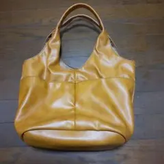 SHOO-LA-RUEショルダーバッグ