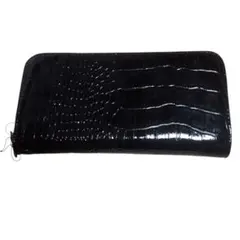 美品 黒 クロコダイル風 長財布 エナメル素材 未使用品 綺麗め エレガント