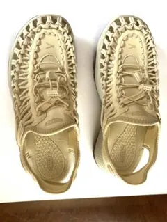 新品未使用品 KEEN UNEEK サンダル ベージュ 29センチ 箱無し - メルカリ