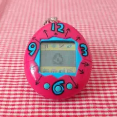 初代 たまごっち 4個セット　ケース付き　動作確認 電池新品 初代 たまごっち 4個セット ケース付き 動作確認 電池新品 初代