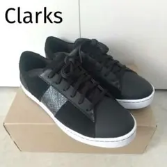 Clarks レディーススニーカー