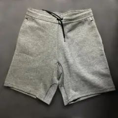 H&M 未使用品　ダークグレー ショートパンツ