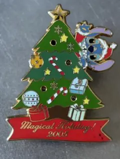 リロ&スティッチ　クリスマス　ピンバッジ　ディズニーストア　クリスマスツリーのサムネイル