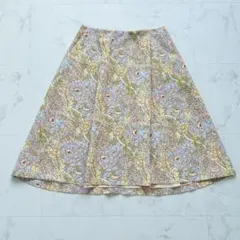 美品 23区 スカート ウィリアムモリス オンワード 花柄 膝丈 42 XLのサムネイル