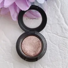 MAC スモールアイシャドウ　スウィートヒート