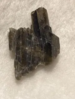 エピドート 原石 天然石 パワーストーン 感情の解放