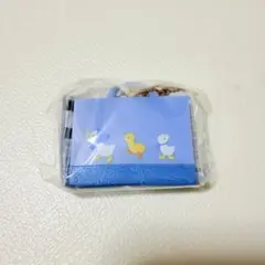 ファミリア カプセルトイ アヒル バッグのサムネイル