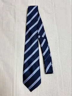 高校生　制服　青　ネクタイ　ストライプ