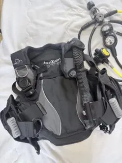 ダイビング 機材 一式 AQUALUNG 器材セット キャリーバッグ付 - メルカリ