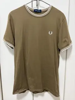 FRED PERRY ティップライン Tシャツ ブラウン　レディースのサムネイル