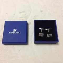 スワロフスキーのカフスボタン