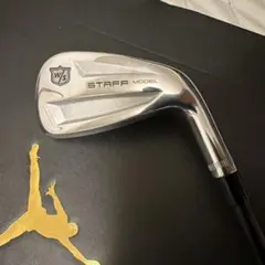 Wilson STAFF 18度　アイアン型ユーティリティのサムネイル