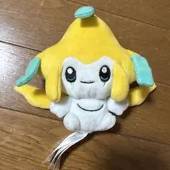 ポケモンセンター ジラーチ ぬいぐるみ マスコット
