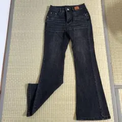 ブラック フレアデニムパンツ ハイウエスト