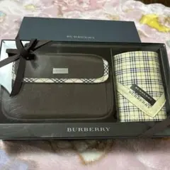 BURBERRY ポーチセット　未使用