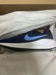 新品未使用 スニーカー 靴 レボリューション7 24cm NIKE ナイキ