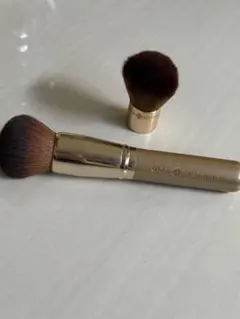 ONLY MINERALS フェイスブラシ 2本セットのサムネイル