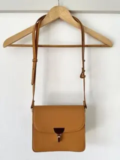 ZARA ショルダーバッグ キャメル