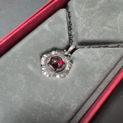  　イヤーペンダント　2002　ガーネット 美品☆ジョージジェンセン 2002 イヤーネックレス フラワーペンダント