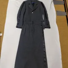 グレー ストライプ付きスーツ