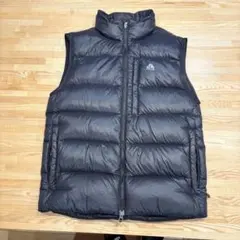 NIKE ACG ダウンベスト - メルカリ
