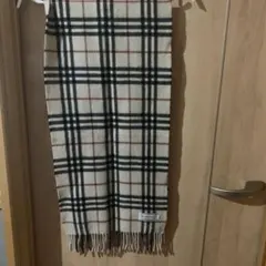 矢*介様 Burberryバーバリー　カシミア　マフラーのサムネイル