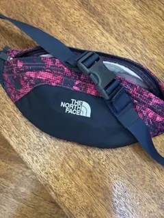 ノースフェイス　グラニュール　ボディーバッグ