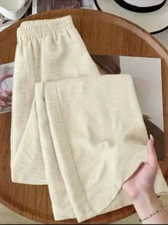 ワイドレッグパンツ