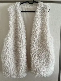 ホワイトファーベスト ノースリーブ　クラシカルエルフ