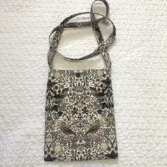 Item thumbnail for item f25761f2-482b-42f5-b8ff-a8ce90c3aa6f