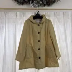 ベージュ スプリングコート フード付き