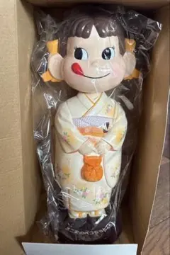 レア❣️着物ペコちゃん首振り人形山吹色　専用ケース付きのサムネイル