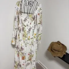 Ｈ＆Ｍ　花柄ワンピース　白　Mサイズ