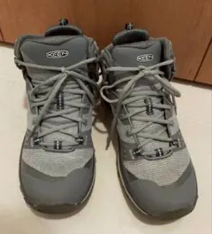 キーン トレッキングシューズ 登山靴 22.5 アウトドア スニーカー 防水