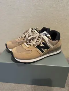 New Balance 574 スニーカー ベージュ/ネイビー