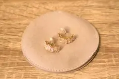 【送料込み】ゴールド フープイヤリング クリアストーン　イヤリング