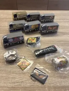 B'z トラックミニチュア 10台セット - メルカリ