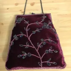 ビーズ刺繍ポシェット