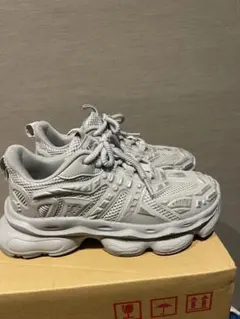 シルバー スポーツシューズ メンズ 厚底スニーカー