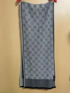 Gucci GGロゴマフラー グレー