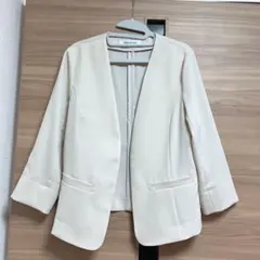 ナチュラルビューティー　ホワイト ノーカラージャケット