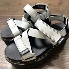 Dr.Martens ドクターマーチン サンダル 厚底のサムネイル