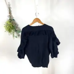 T0866 フリル　ニット　黒　フリーサイズ　綺麗め　可愛い　ゆったり　お買い得