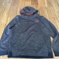 Under Armour グレー フード付きパーカー