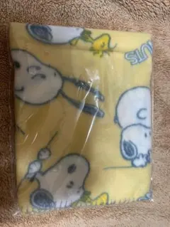 スヌーピー　ブランケットフェイス柄　黄色